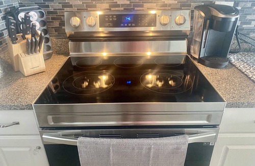 North Ocean City Condo | The Plaza - Direct Oceanfront Luxury Condo with Beach bar-Discount weekly
