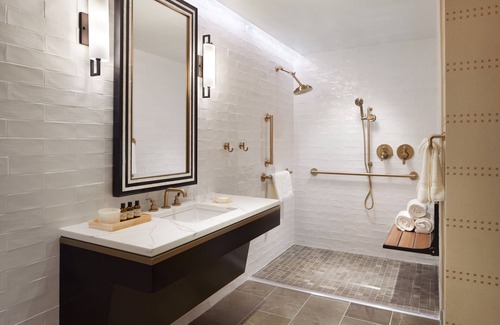 Downtown El Paso Hotel | The Plaza Hotel Pioneer Park