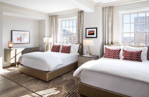 Downtown El Paso Hotel | The Plaza Hotel Pioneer Park