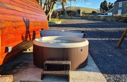 Dinas Cabin | "The Pod" Fabulous glamping pod near Snowdonia.
