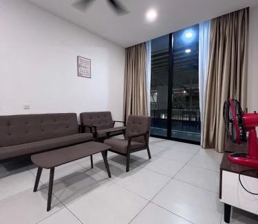 Taman Charming Apartment | The podium homestay for rent