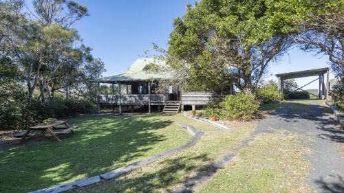 Angourie House | The Point Ultimate Beach House