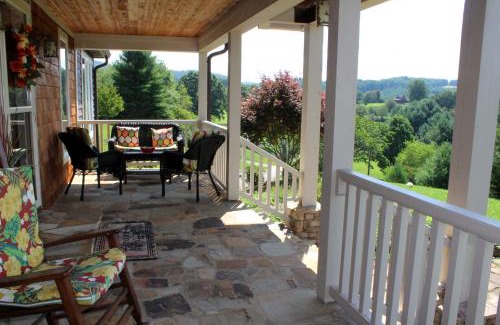 Jefferson House | The Ponderosa