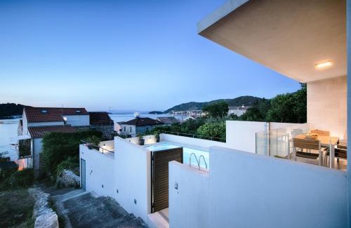 Vis Villa | The Pool House Vis