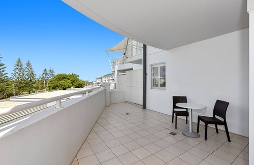 Casuarina Apartment | The Pool Resort Kingscliff - Studio Apt with Park View 1227 - Holiday Management Co.
