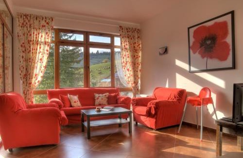 Progled House | The Poppies House