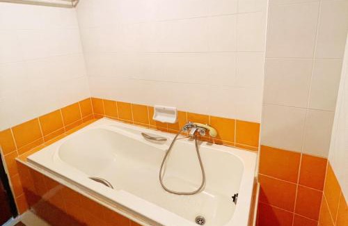 Racha Thewa Apartment | THE POPULAR PLACE