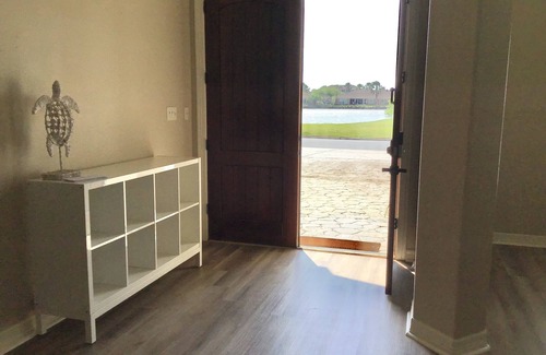 Port Isabel House | The Porpoise Of Life- 38 WC