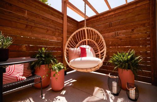 Newmarket Hotel | The Postmark Hotel