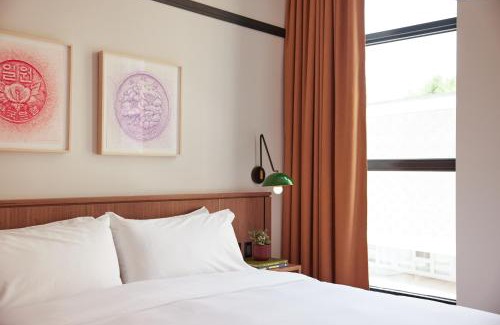 Newmarket Hotel | The Postmark Hotel