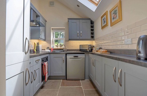 Holestone Moor House | The Potting Shed by Interhome