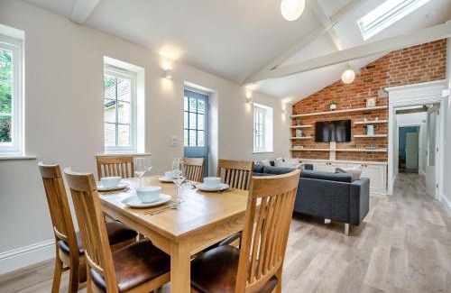 Quenington House | The Potting Shed