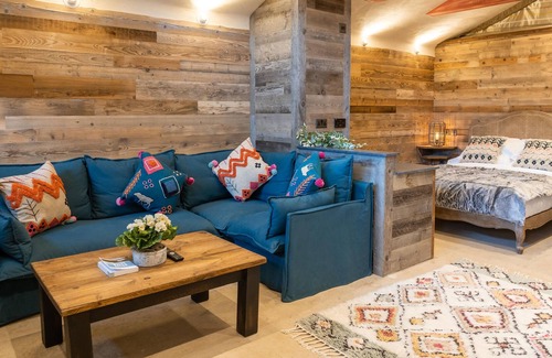Maidstone Cabin | The Potting Shed