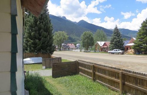 Silverton House | 'The Powder House' Located at 9318 Ft. Powder right Outside The Front Door!