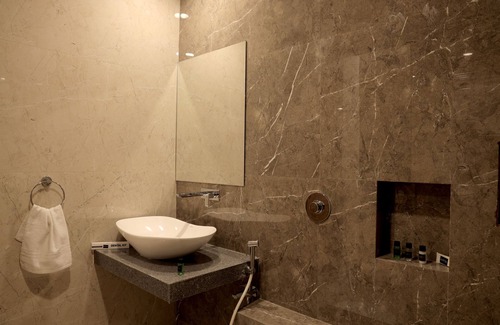 Bhuj Hotel | The Presidential Suites