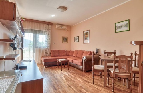 Dobrota Apartment | The Prestige Home - Amazing View - Close to Sea