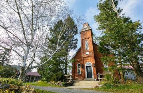 Rossmore House | The Prince Edward County Church, A Unique Escape