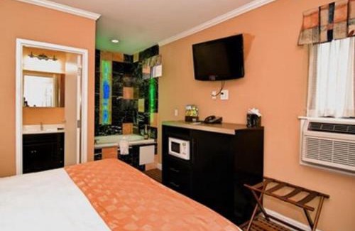 Tunkhannock Hotel | The Prince Hotel