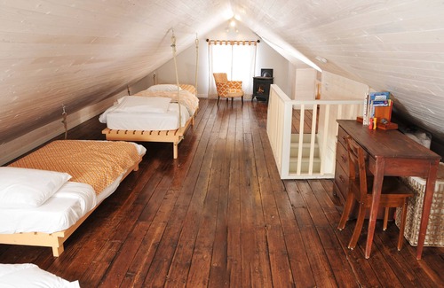 Timiskaming District House | The Prospectors House - Shores To Explore