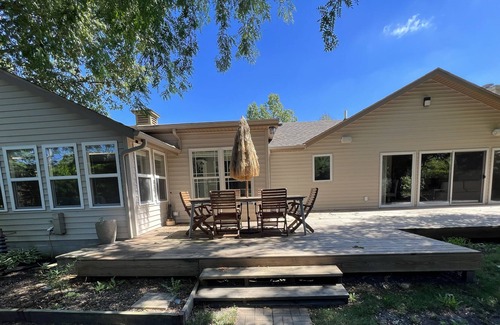 Champaign House | The Prospect