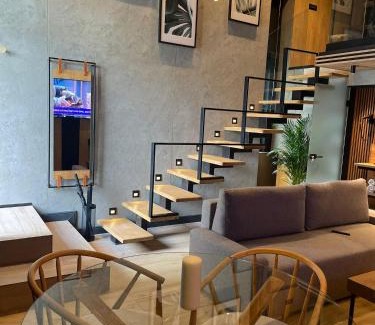 Fagaras Apartment | The Public Aparthotel 1