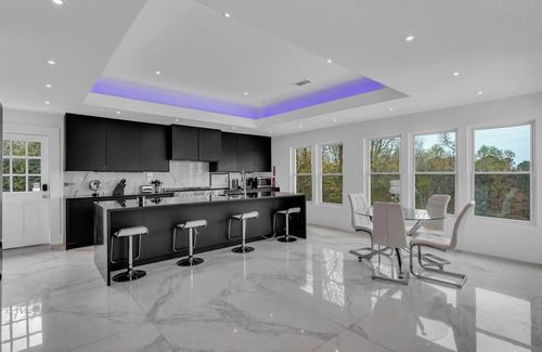 Sandy Springs House | The Push Palace: Where Extravagance Meets Grandeur in Luxurious Living