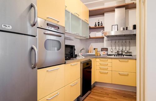 Buon Pastore-Sant'Agnese-San Damaso Apartment | The Pyramids of Motor Valley - Ra's Suite