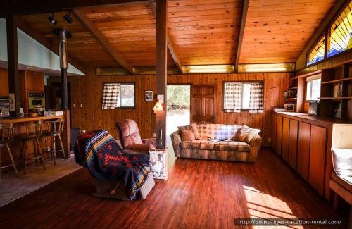 Point Reyes Station House | The Quail's Nest Retreat