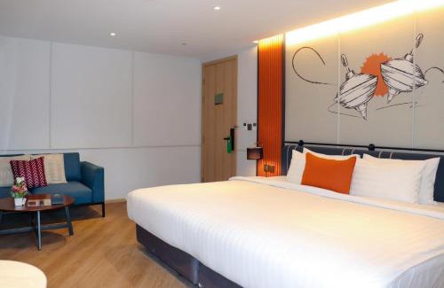 Ploenchit Hotel | The Quart Ruamrudee by UHG