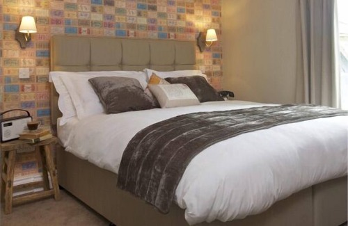 Hawkhurst Hotel | The Queen's Inn