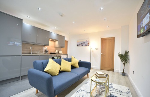London Borough of Bromley Apartment | The Quiet Corner in Bromley, 20 minutes to Central London