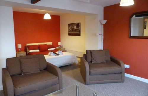 North Moreton Hotel | The Railway Inn