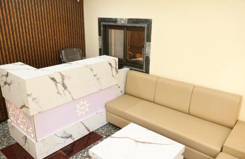 Bhopal Hotel | The Rajputana Palace