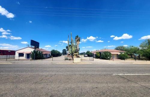 San Simon Hotel | The Ranch House Inn