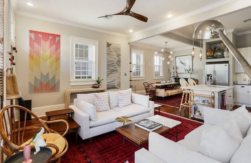 Bayou St. John House | The Red Bayou House, walk to City Park and Jazzfest, mins to the French Quarter
