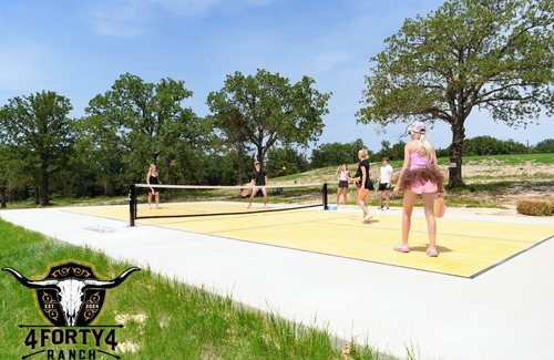 Alvord House | The Red Bird | Treehouse Stay + Pickleball Court
