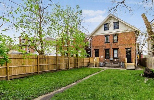 Olde Towne East Apartment | The Red Brick Inn II - Updated