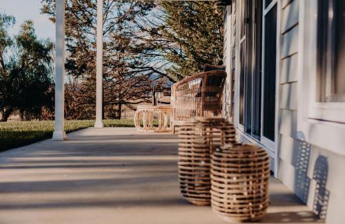 Glanmire Villa | The Red Hill Nest