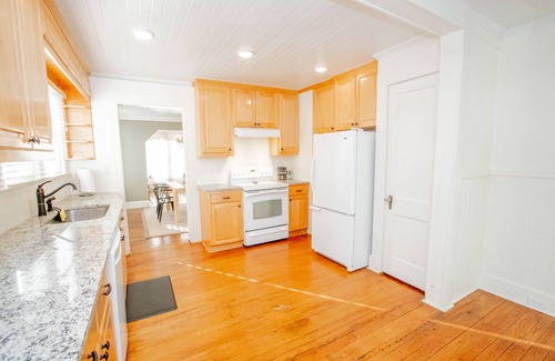 Thomasville House | THE RED HILLS HOUSE (Downtown Thomasville)