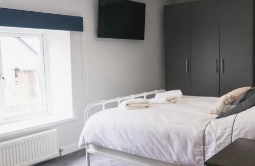 Llangynidr Bed & Breakfast | The Red Lion Llangynidr