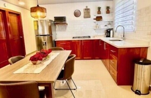 Penas Blancas House | The Red Palms