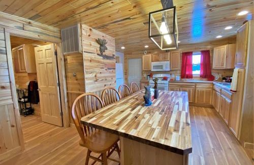 St Ignace House | The Red Pine