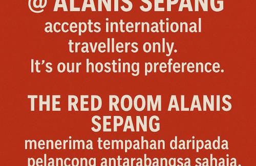 Kota Warisan House | The Red Room Alanis Residence