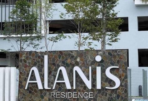 Kota Warisan House | The Red Room Alanis Residence