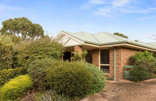 Cowes House | The Redwood Retreat