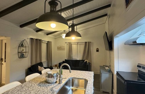 Galveston House | The Reel Escape of Bolivar