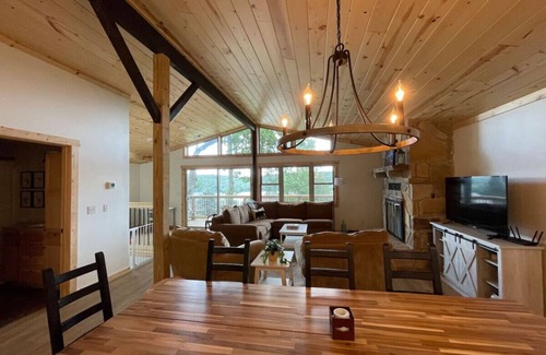 Alpine Lake House | The Refuge-lake views at Alpine Lake