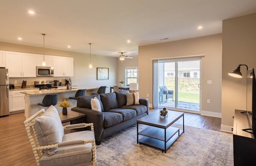 Grandville Condo | The Reserve Flats