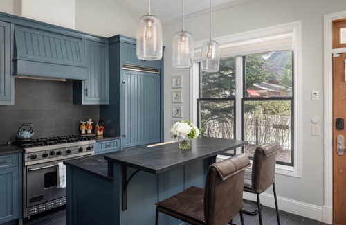 Telluride House | The Residence on South Oak, Perfect location by gondola and private hot tub!