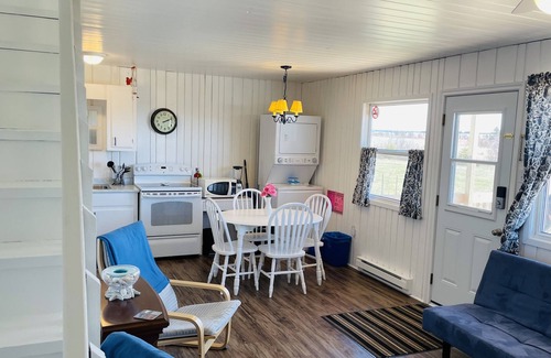 Darnley House | The rest is in Anne's land! - Hot tub, Kayaks Centrally located, stunning views.